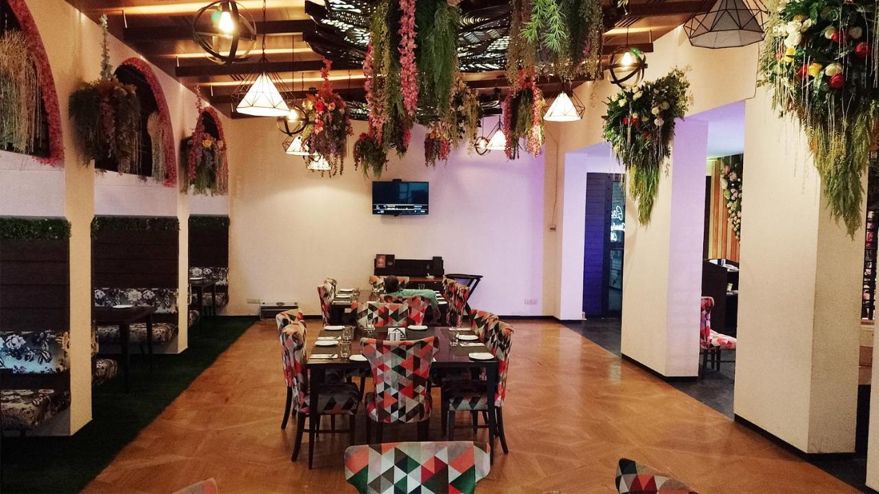 Hotel Goa Country Club Gurgaon Exterior foto